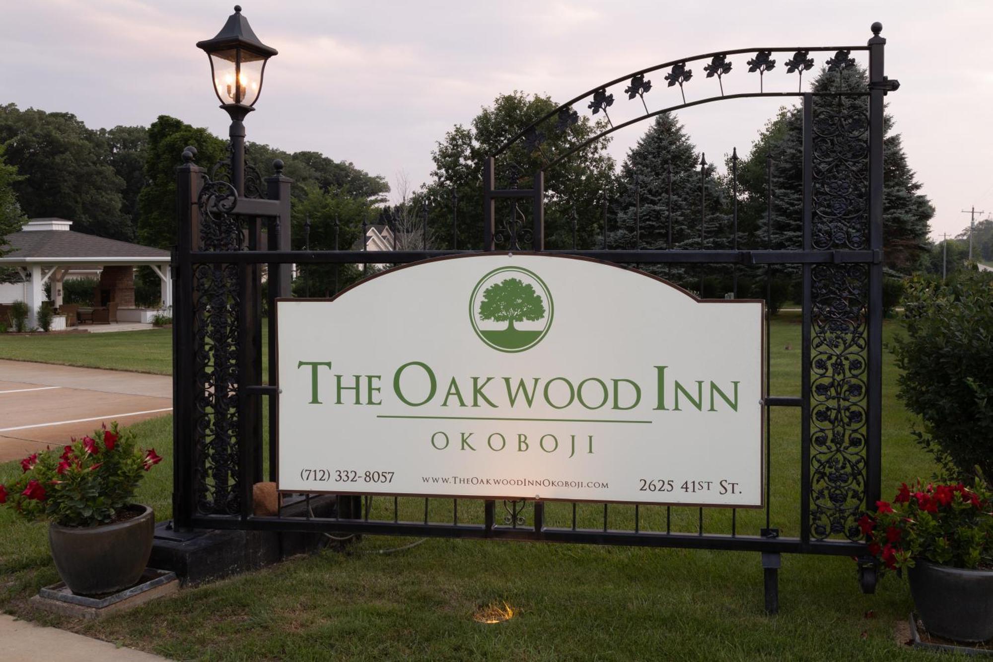 The Oakwood Inn Окободжи Экстерьер фото